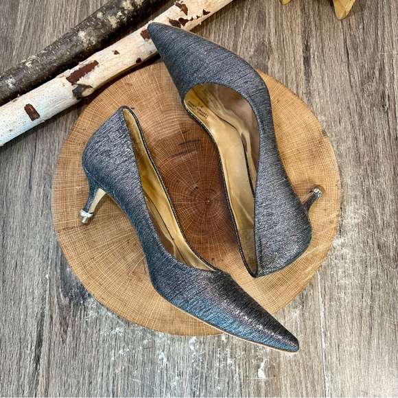 *Badgley Mischka | Silver Metallic Fabric Pumps with Jeweled Heels Size 9.5 - Picture 2 of 16